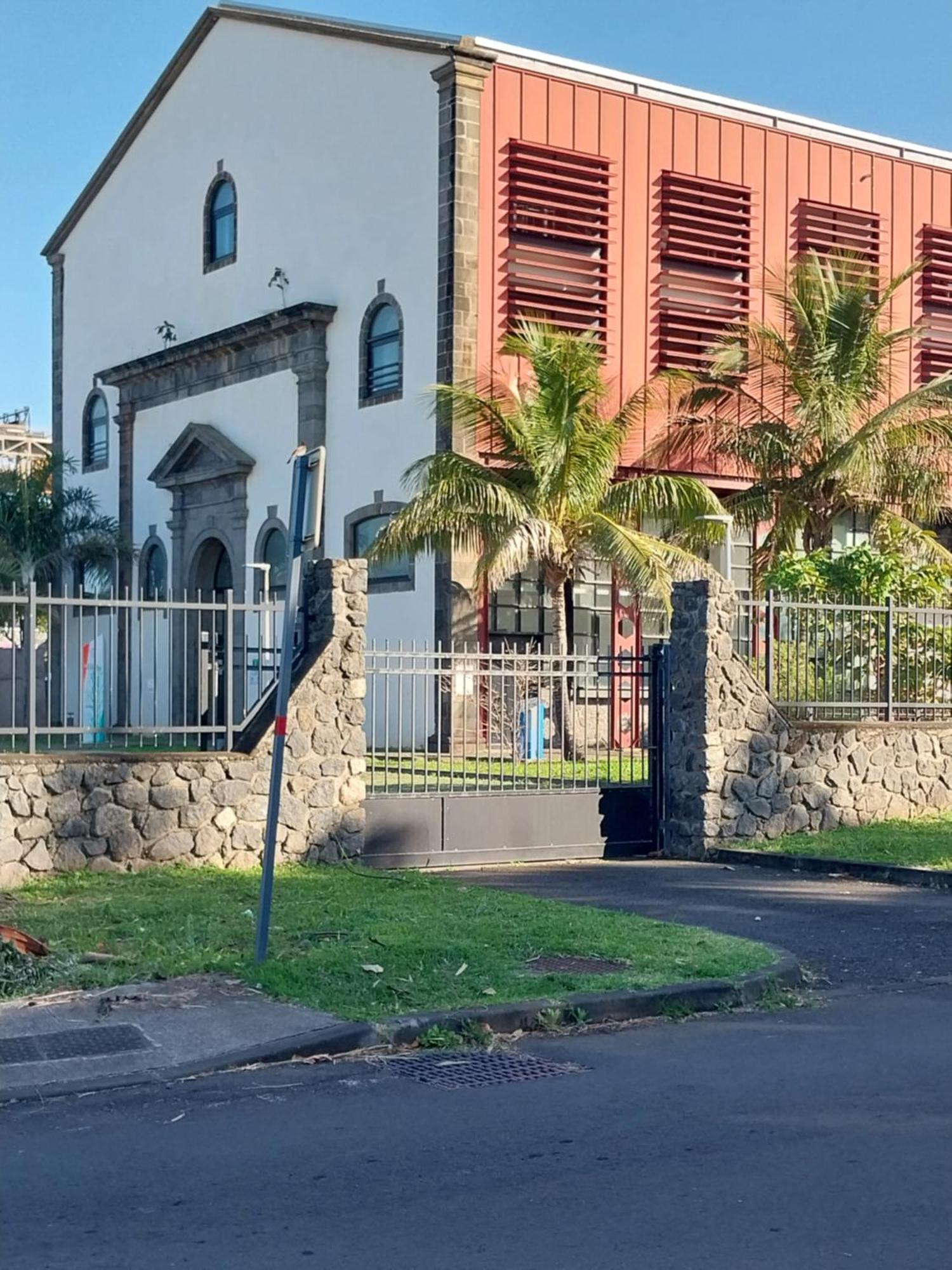Les Badamiers Vila Saint Pierre Exterior foto
